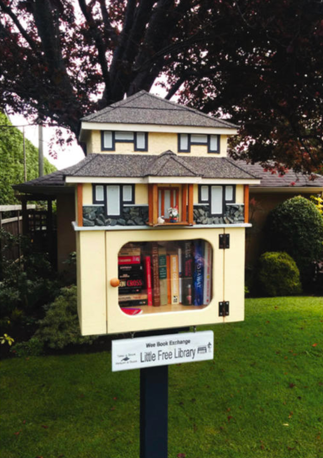 Free Little Libraries. Photo by Teale Phelps-Bondaroff.