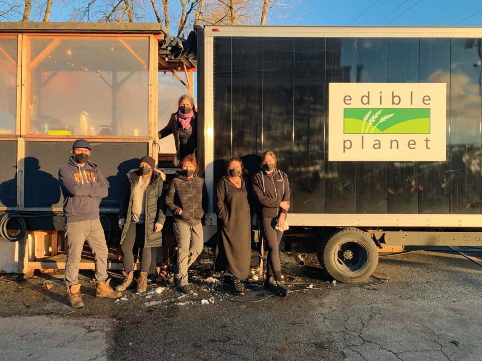 Edible Planet crew, from left: Rodrigue Guillaumet, Madeline McKay, Lisanne Collett (top), Ingrid Seversen, Lisa Pantages, Erin Collins. Photo by Jane Mundy.