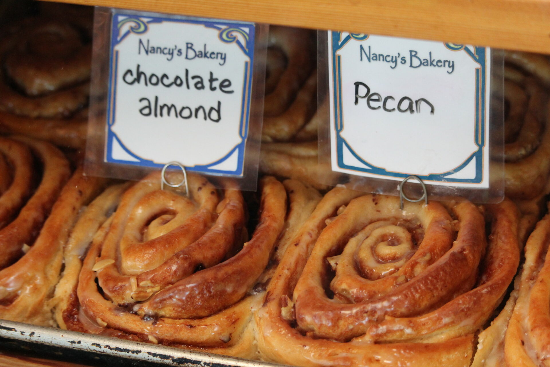 Nancy’s Bakery, famous for its cinnamon buns. Photo by Sunshine Coast Tourism/Annie Schroeder.